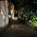 Elicriso A Pochi Passi Da E Dal Centro! By Alfareal קסטליונה דלה פסקאיה
